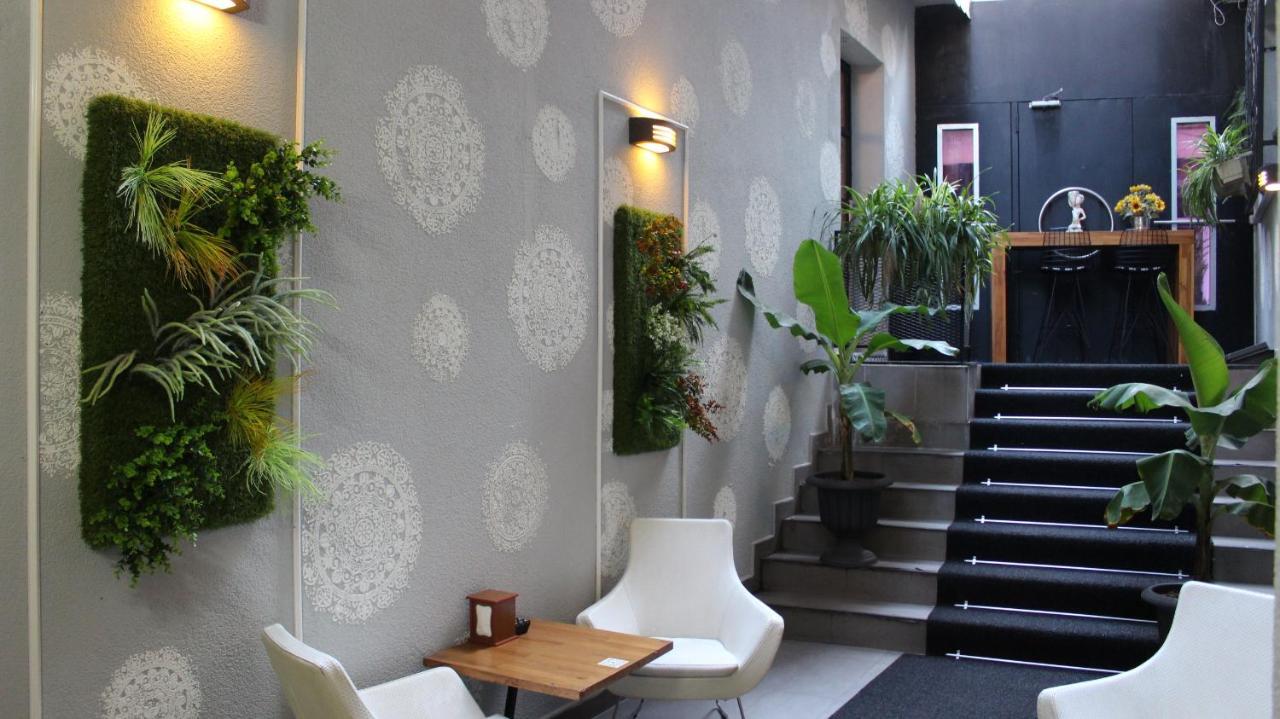 Black Art Otel Istanbul Exterior photo